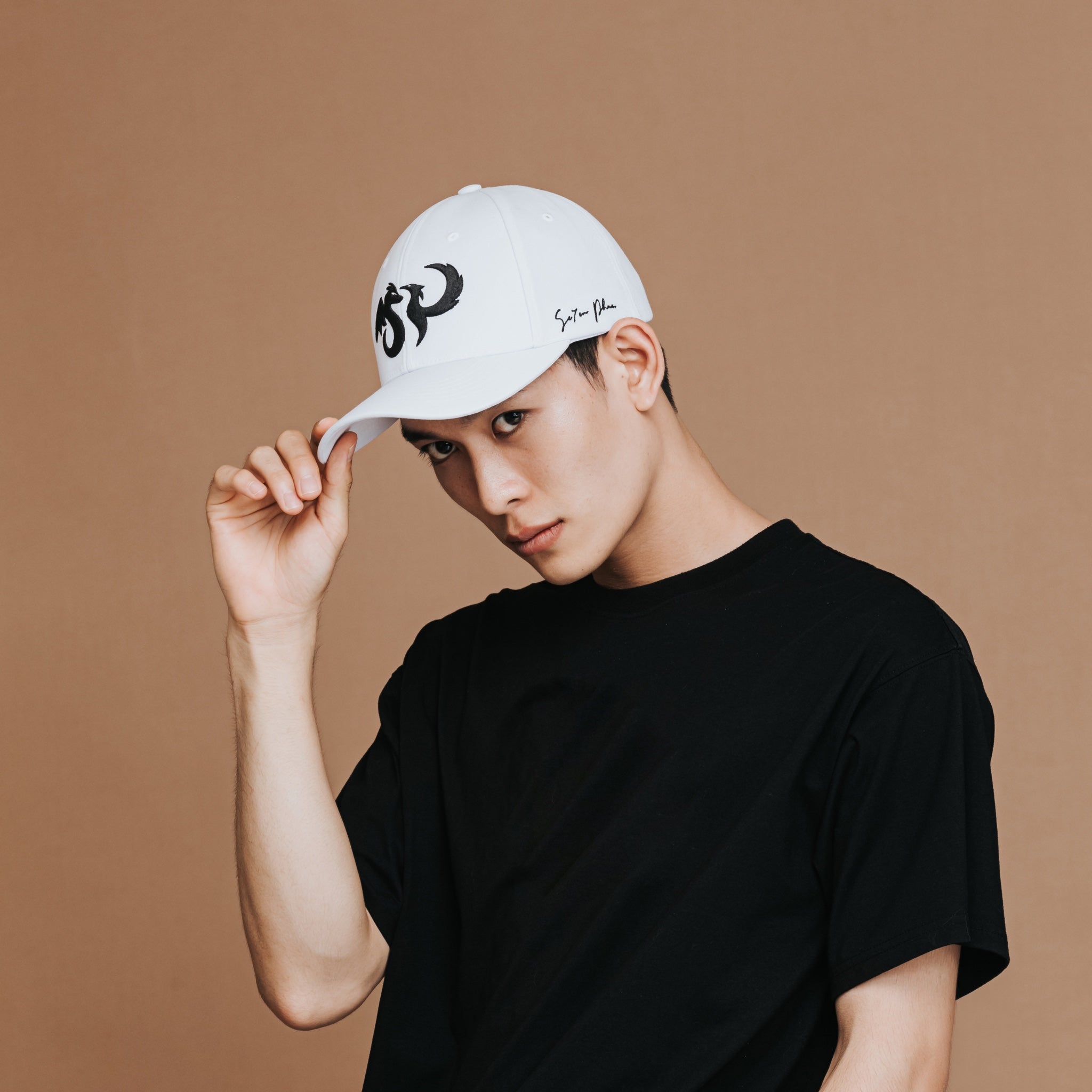 White with Black Dragon Cap | Mystic Se7en