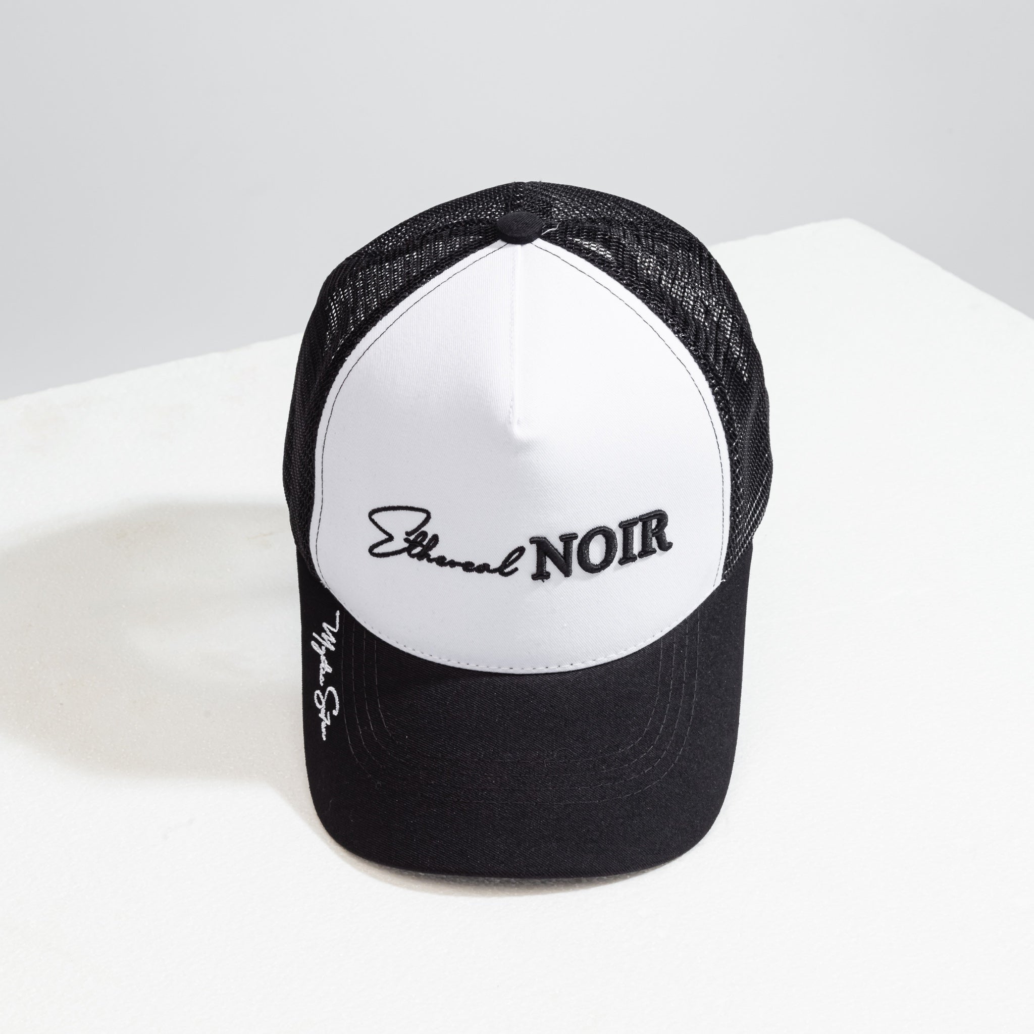 White and Black Cap | Ethereal Noir Cap | Mystic Se7en